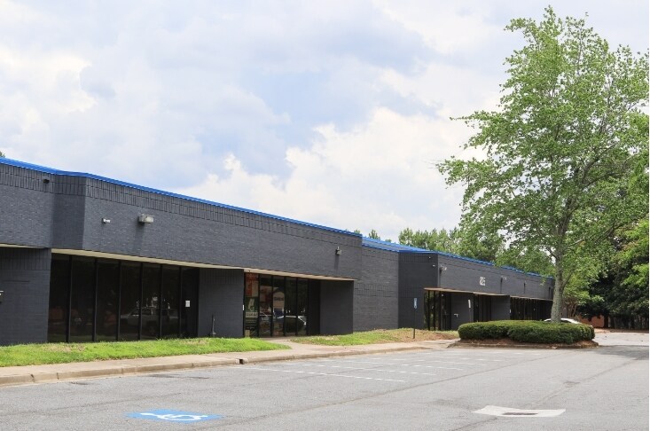 Primary Photo Of 825 Franklin Ct SE, Marietta Distribution For Lease