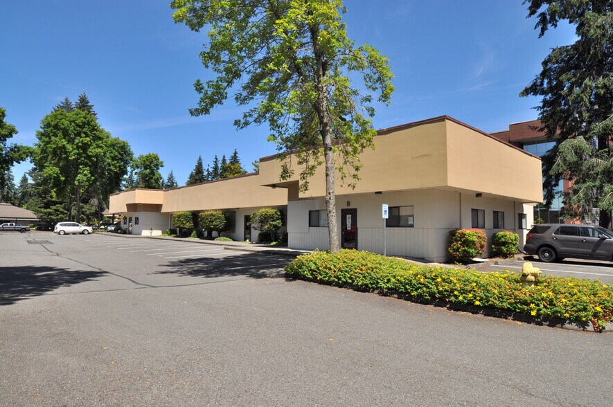More Photos Of 4315 6th Ave SE, Lacey Office For Lease