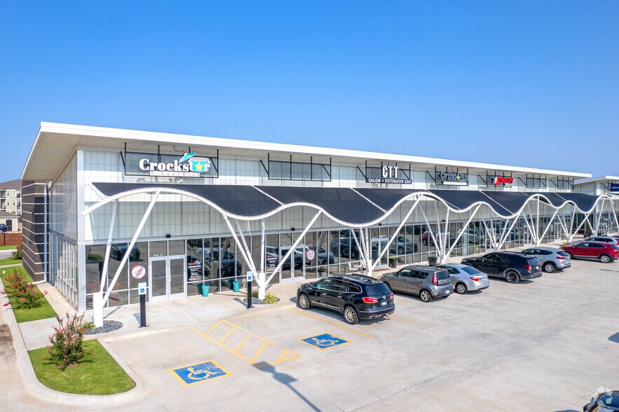 Primary Photo Of 12201-12301 S Western Ave, Oklahoma City General Retail For Lease