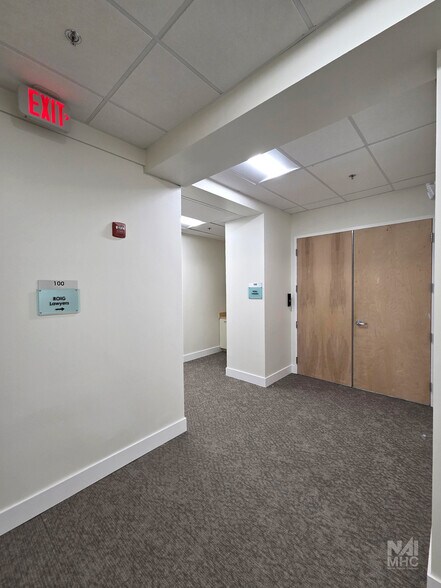 More Photos Of 1400 E Newport Center Dr, Deerfield Beach Office For Lease