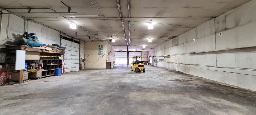 More Photos Of 3105 Vaughn Rd, Great Falls Industrial For Sale