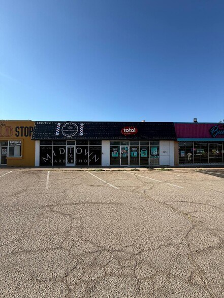 More Photos Of 2429 34th St, Lubbock Freestanding For Sale