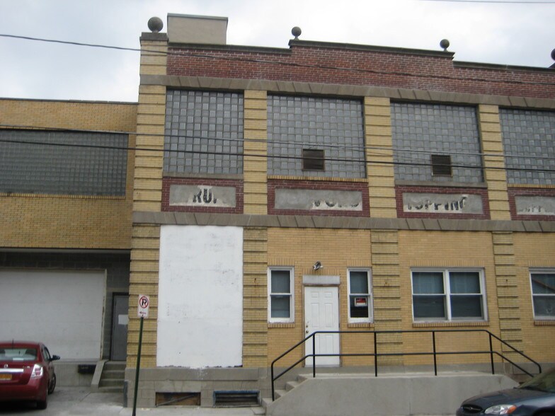 More Photos Of 920 Utica St, Allentown Unknown For Lease