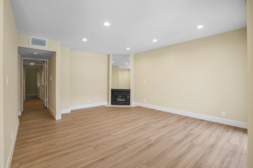 More Photos Of 1207 N Columbus Ave, Glendale Apartments For Sale