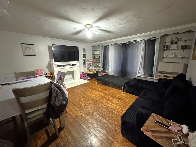 More Photos Of 28 Frederick St, Binghamton Office Residential For Sale
