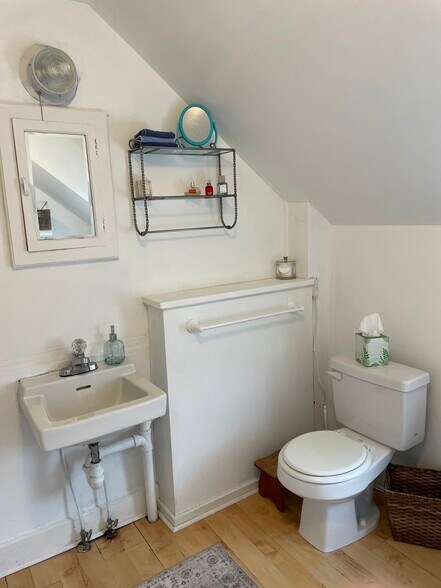 More Photos Of 6 Summitt St, Ivoryton Storefront Retail Residential For Sale