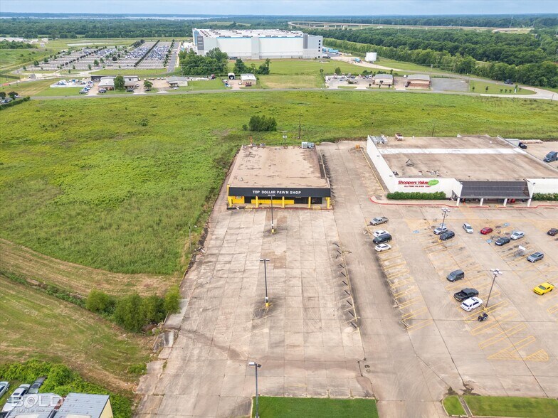 More Photos Of 1837 N Market St, Shreveport General Retail For Sale