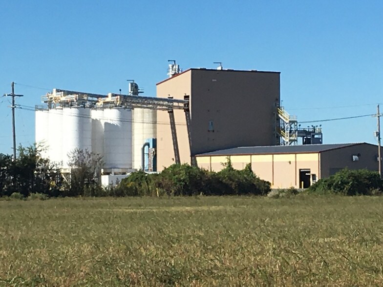 More Photos Of 3000 Doug Attaway Blvd, Shreveport Manufacturing For Lease