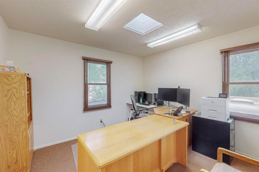 More Photos Of 1482 S Saint Francis Dr, Santa Fe Office For Sale