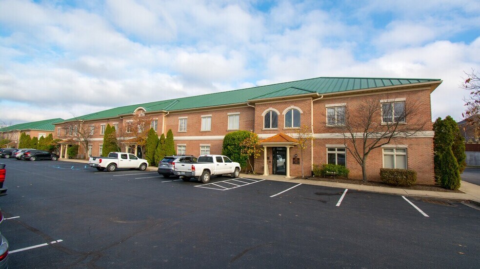 More Photos Of 1031 Wellington Way, Lexington Medical For Sale