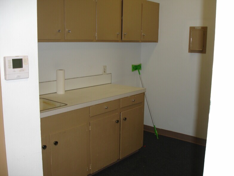 More Photos Of 1022 Pasadena Blvd, Pasadena Medical For Lease