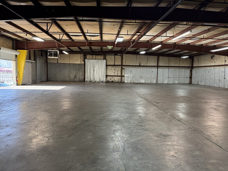 More Photos Of 1718 Highway 138 NE, Conyers Unknown For Lease