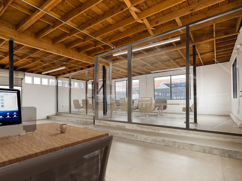 More Photos Of 805 E El Segundo Blvd, El Segundo Showroom For Sale