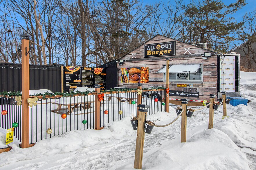 More Photos Of 2562 Bank St, Ottawa Land For Sale