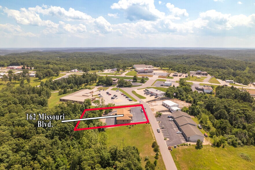 More Photos Of 162 Missouri Blvd, Gravois Mills Medical For Sale