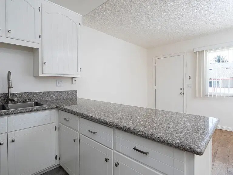 More Photos Of 619 11th St, Imperial Beach Apartments For Sale