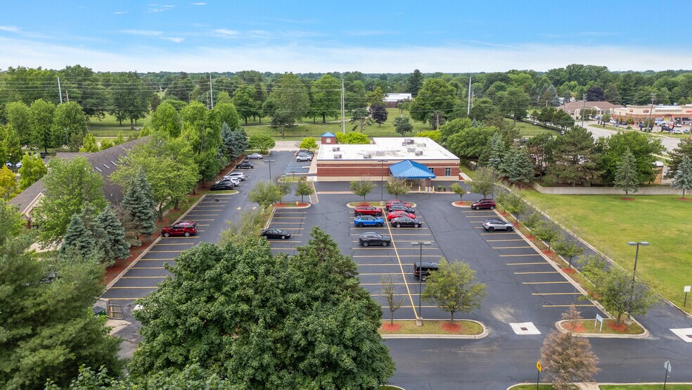 More Photos Of 38880 Garfield Rd, Clinton Township Medical For Lease