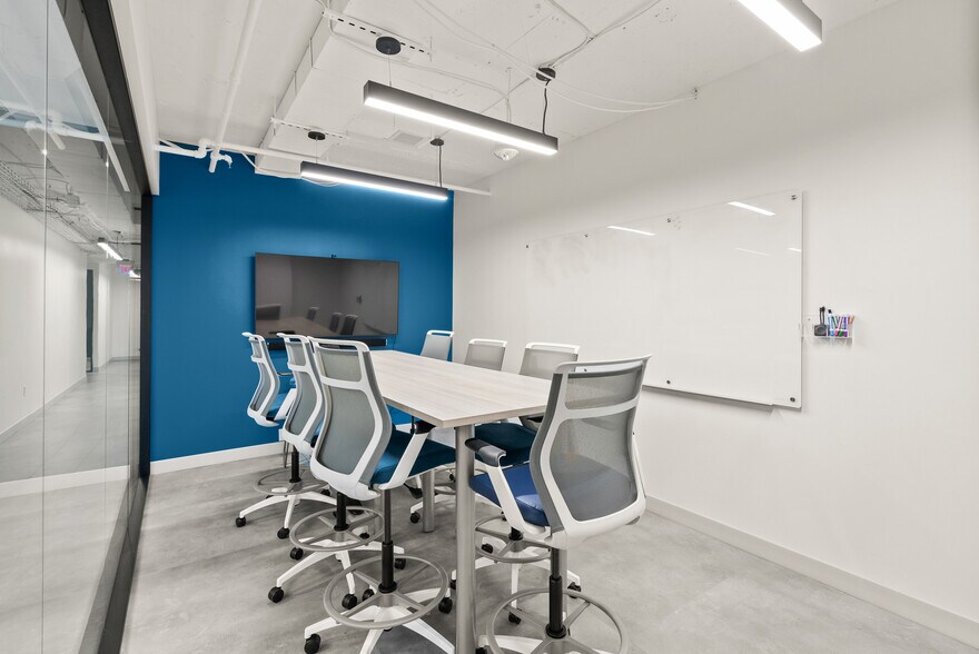 More Photos Of 1550 Crystal Dr, Arlington Office For Lease