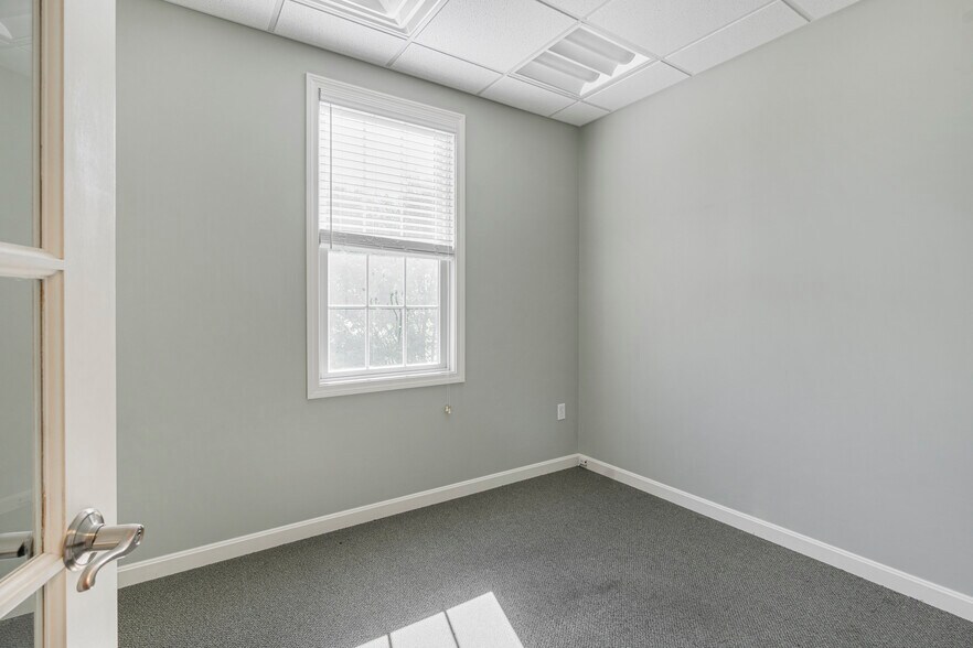 More Photos Of 831 Bald Hill Rd, Warwick Loft Creative Space For Lease