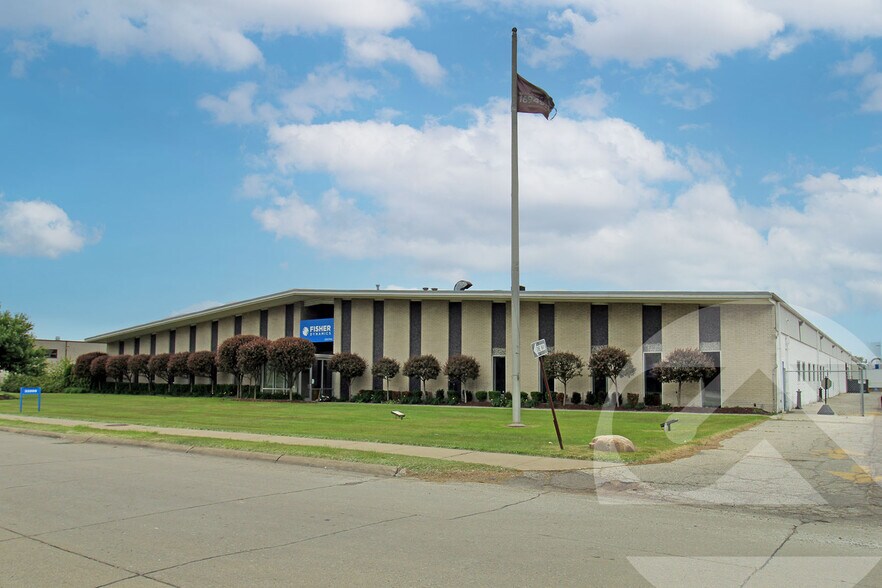 Primary Photo Of 33200 Fisher Dr, Saint Clair Shores Warehouse For Sale