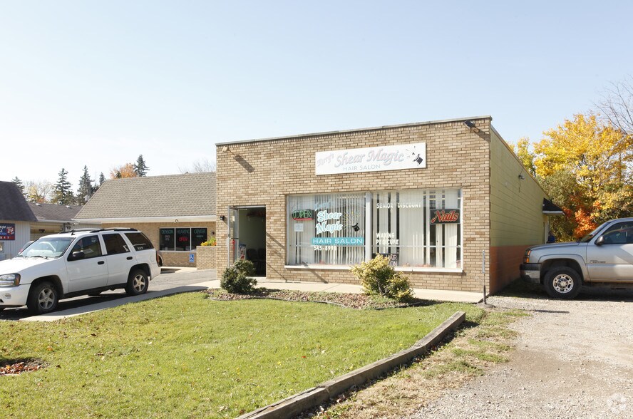 More Photos Of 732-736 S Michigan Ave, Howell Office For Sale