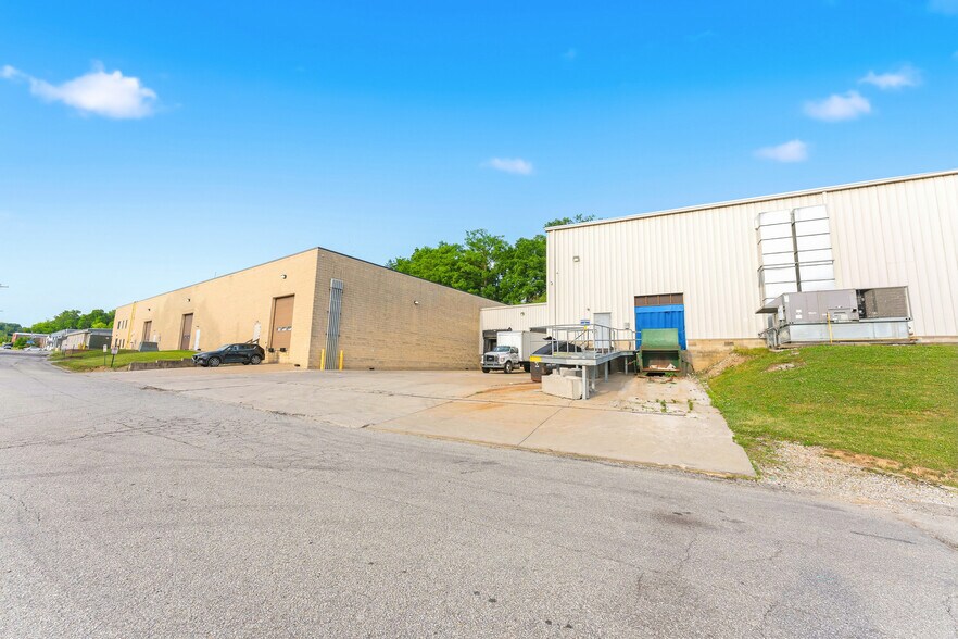 More Photos Of 111 Terence Dr, Pittsburgh Warehouse For Sale
