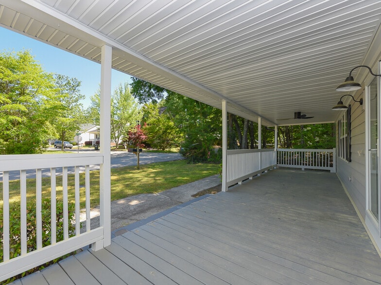 More Photos Of 225 Douglas St, Holly Springs Apartments For Sale