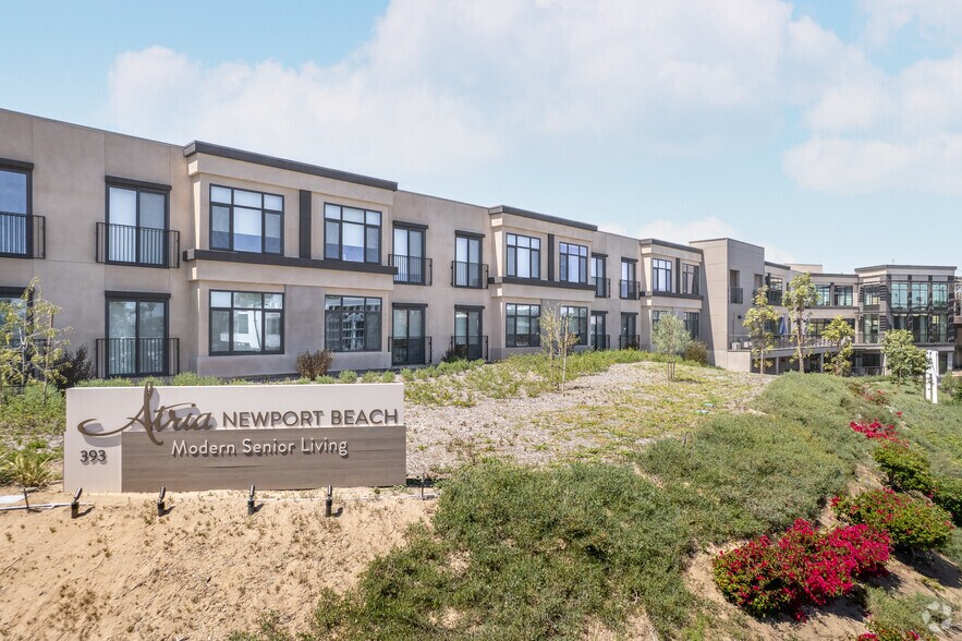 More Photos Of 351 Hospital Rd, Newport Beach Medical For Lease