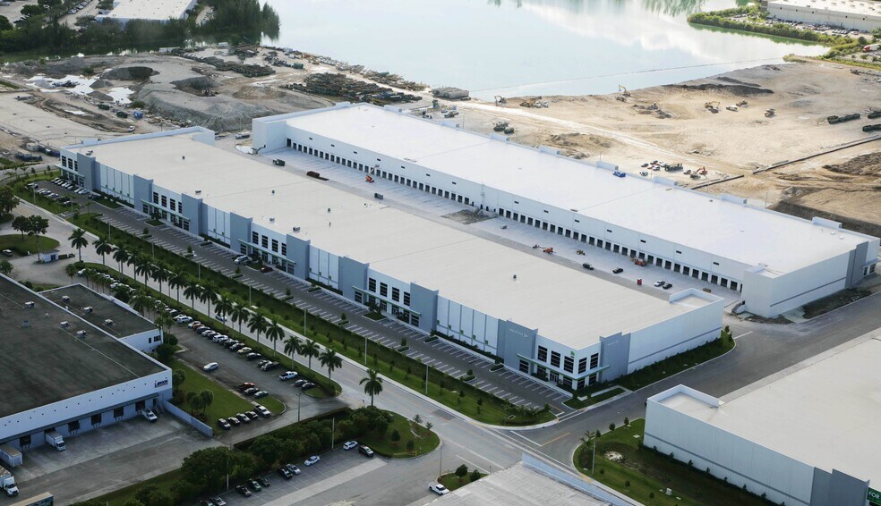 More Photos Of 8406 NW 90th, Medley Warehouse For Lease