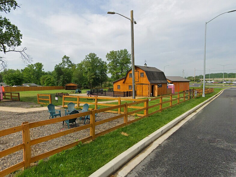 More Photos Of 3520 Woodsdale Rd, Abingdon Land For Lease