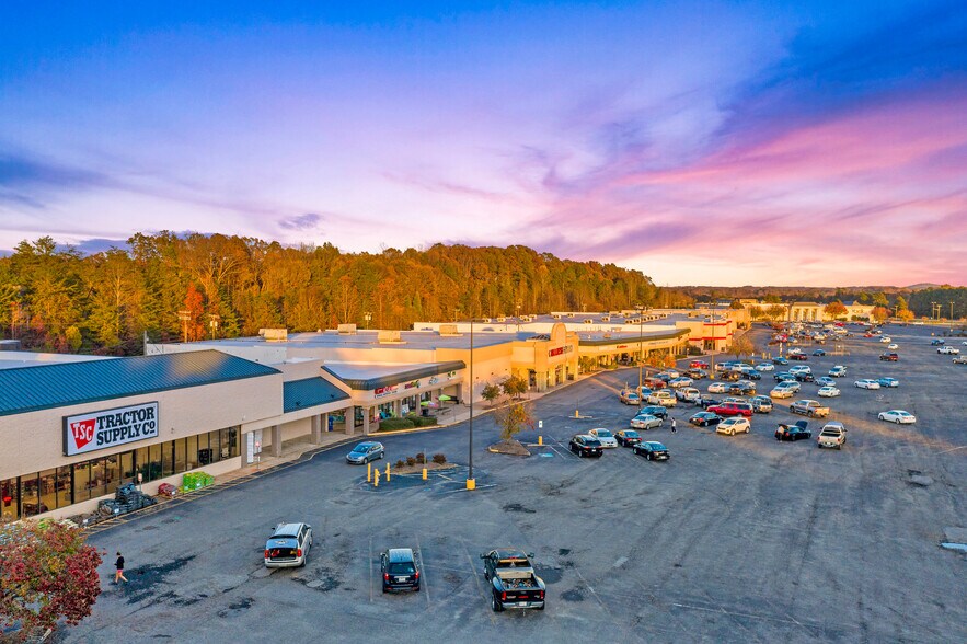 More Photos Of 15-69 Plaza Pky, Lexington Unknown For Lease