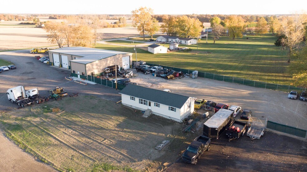 More Photos Of 14617 Kettlersville Rd, Wapakoneta Light Distribution For Sale