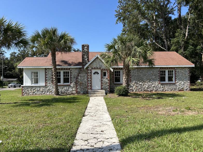 Primary Photo Of 1008 NW 13th St, Gainesville Office Residential For Sale