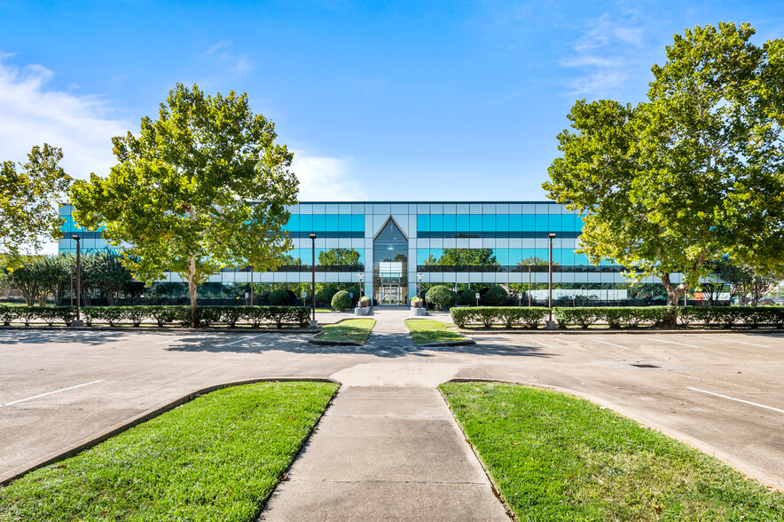 Primary Photo Of 12000 Richmond Ave, Houston Medical For Lease