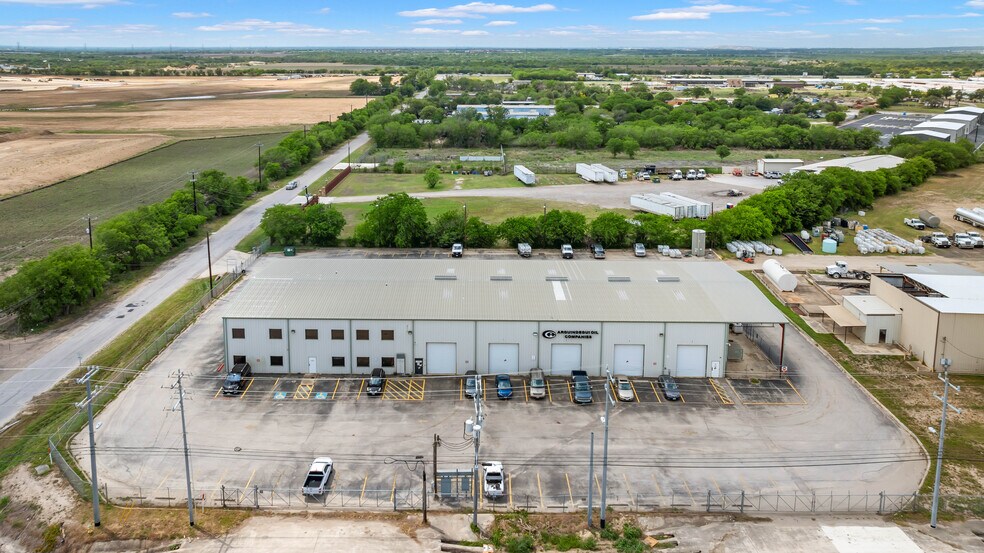 More Photos Of 2375 Walsh Rd, San Antonio Manufacturing For Sale