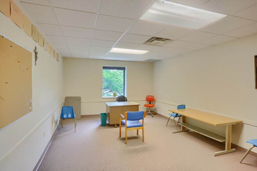 More Photos Of 426 E Main St, Evans City Religious Facility For Sale