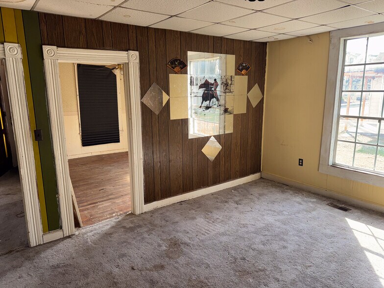 More Photos Of 2815 Wicklow St, Savannah Office For Sale