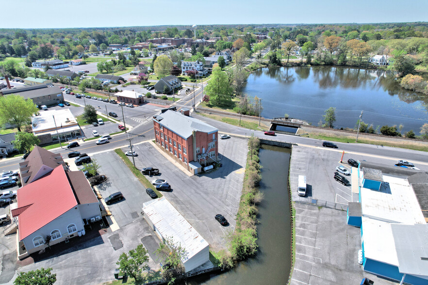 More Photos Of 125 Causey Ave, Milford Office For Sale