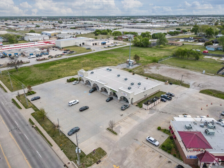 More Photos Of 6005-6011 S Mingo Rd, Tulsa Storefront Retail Office For Sale
