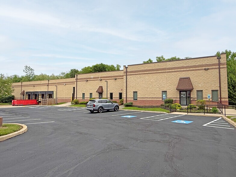 More Photos Of 1440 Wells Dr, Bensalem Distribution For Lease