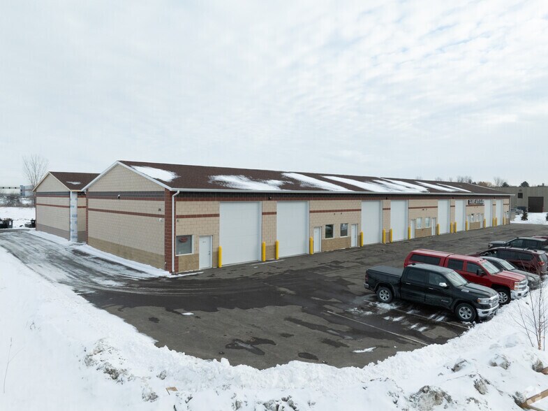 More Photos Of 2010 Fairview st, Centerville Industrial For Lease