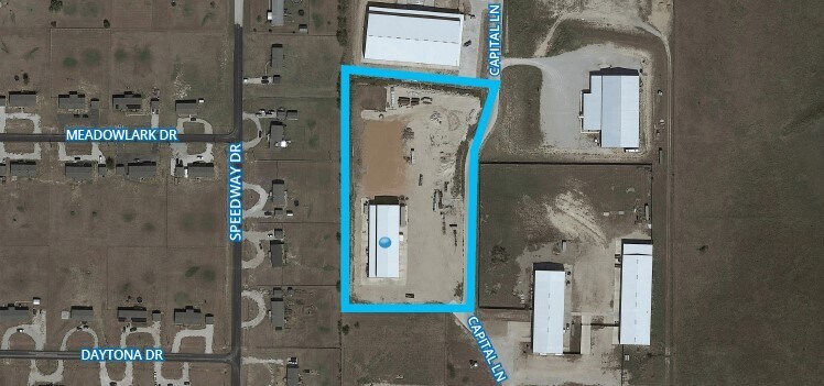 More Photos Of 149 Capital, Rhome Industrial For Sale