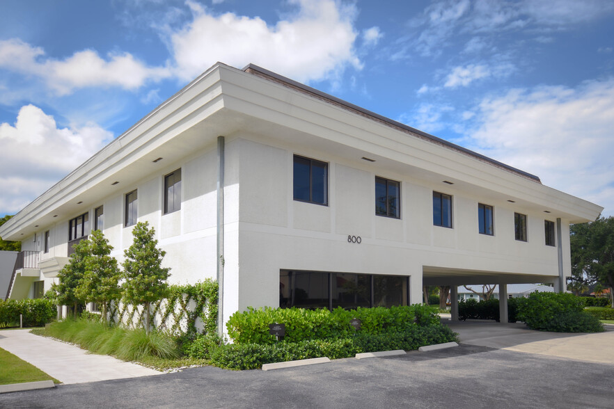 Primary Photo Of 800 Harbour Dr, Naples Office For Lease