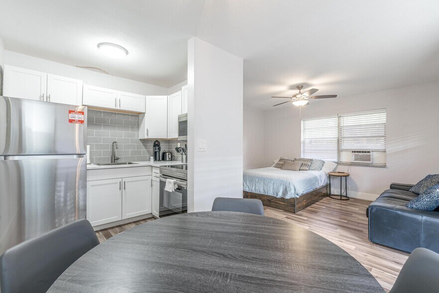 More Photos Of 1415 SW 1st St, Fort Lauderdale Apartments For Sale