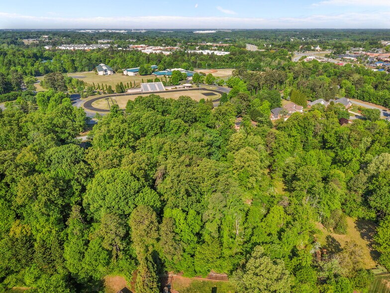 More Photos Of 1226 A & B Jefferson Rd, Greensboro Land For Sale