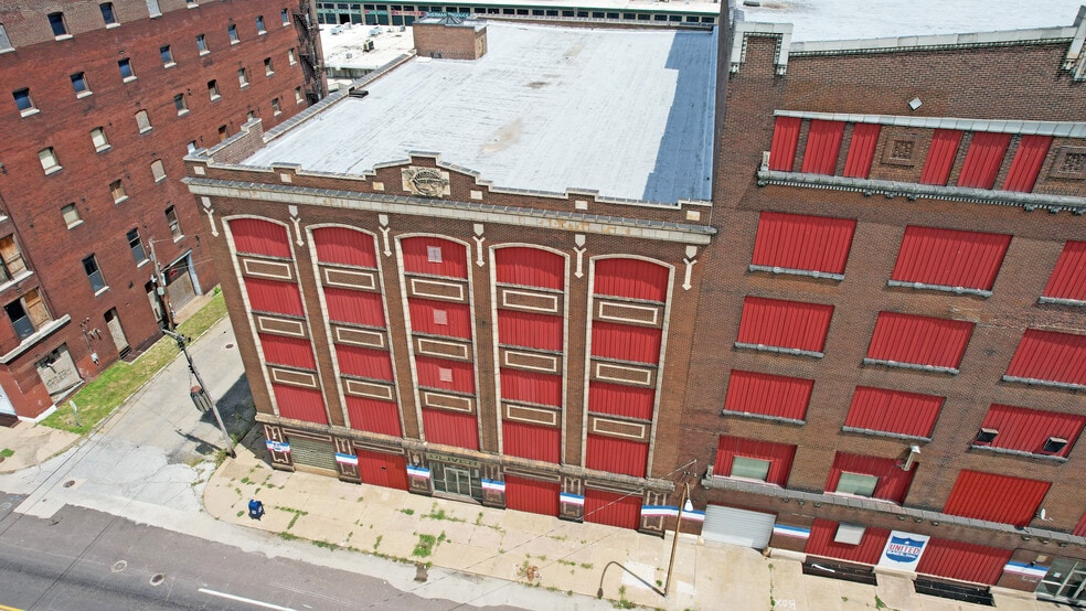 More Photos Of , Saint Louis Industrial For Sale