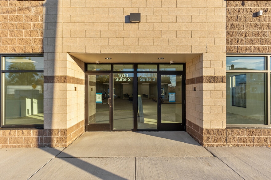 More Photos Of 1010 Cesar E Chavez Ave SW, Grand Rapids General Retail For Lease