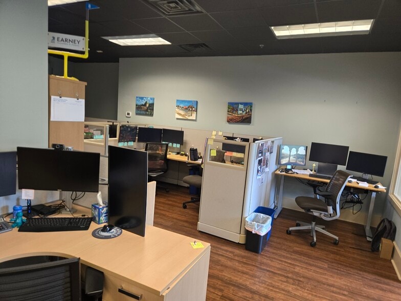 More Photos Of 710 Military Cutoff Rd, Wilmington Medical For Sale
