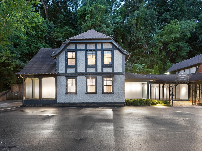 More Photos Of 30 All Souls Cres, Asheville General Retail For Lease