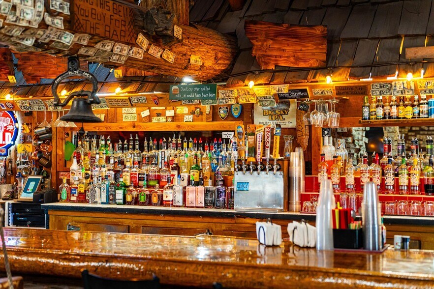 More Photos Of 7000 Graves Creek Rd, Lolo Bar For Sale